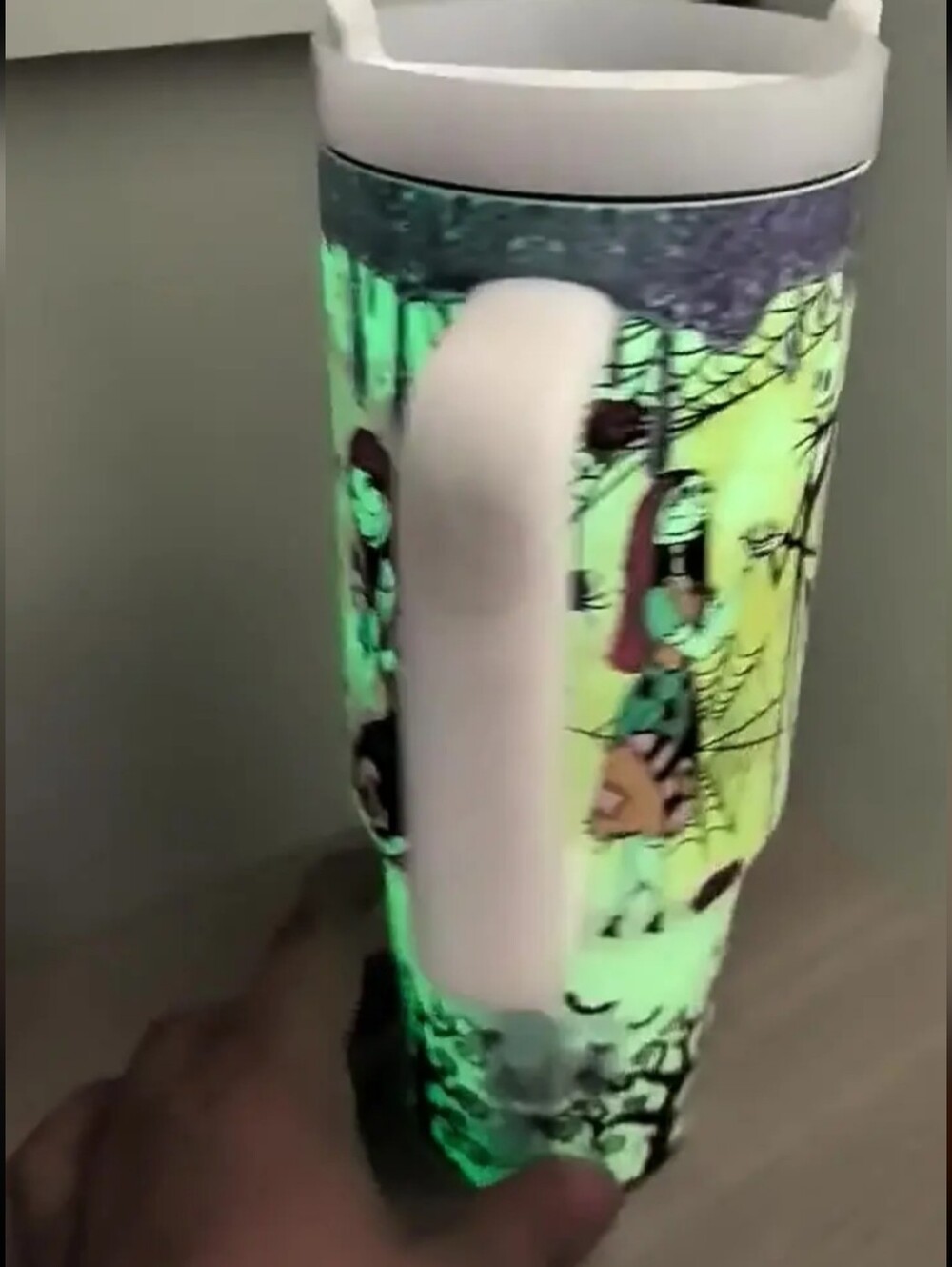 Nightmare Before Christmas 40 Oz - Picture 5 of 5